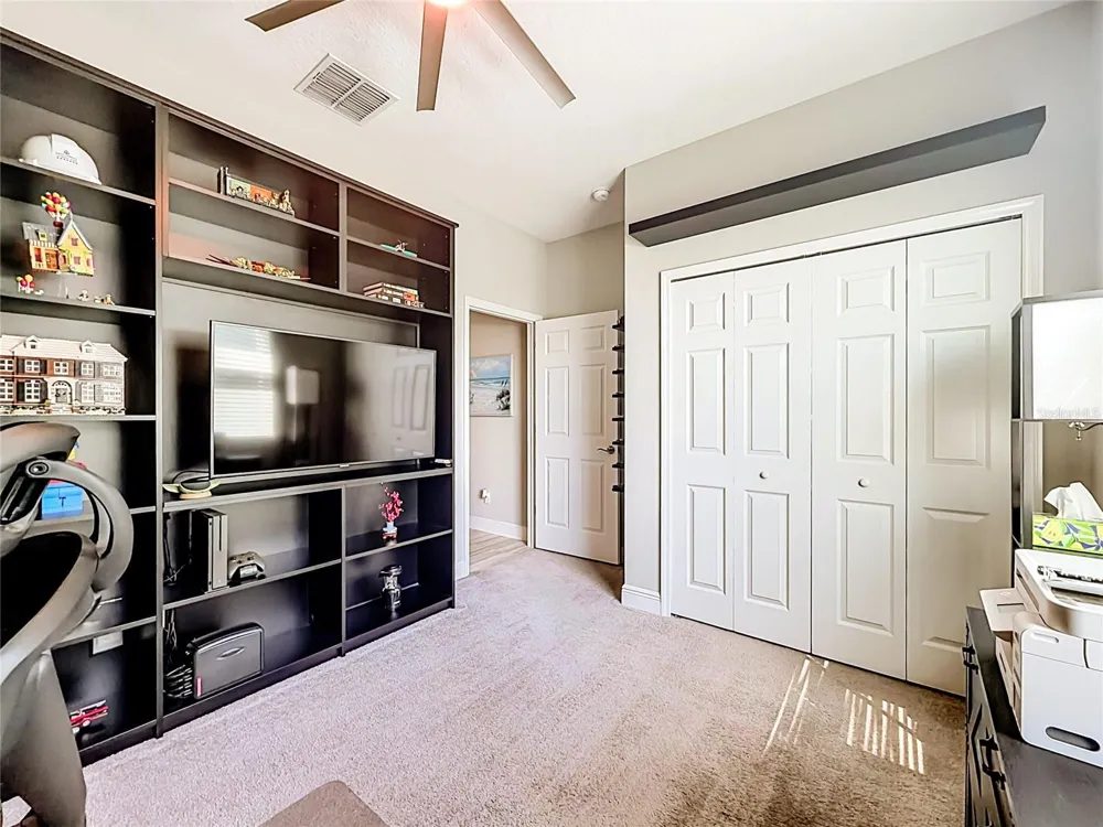 19563 LEONARD ROAD Lutz, FL 33558