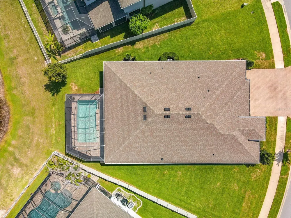 19563 LEONARD ROAD Lutz, FL 33558