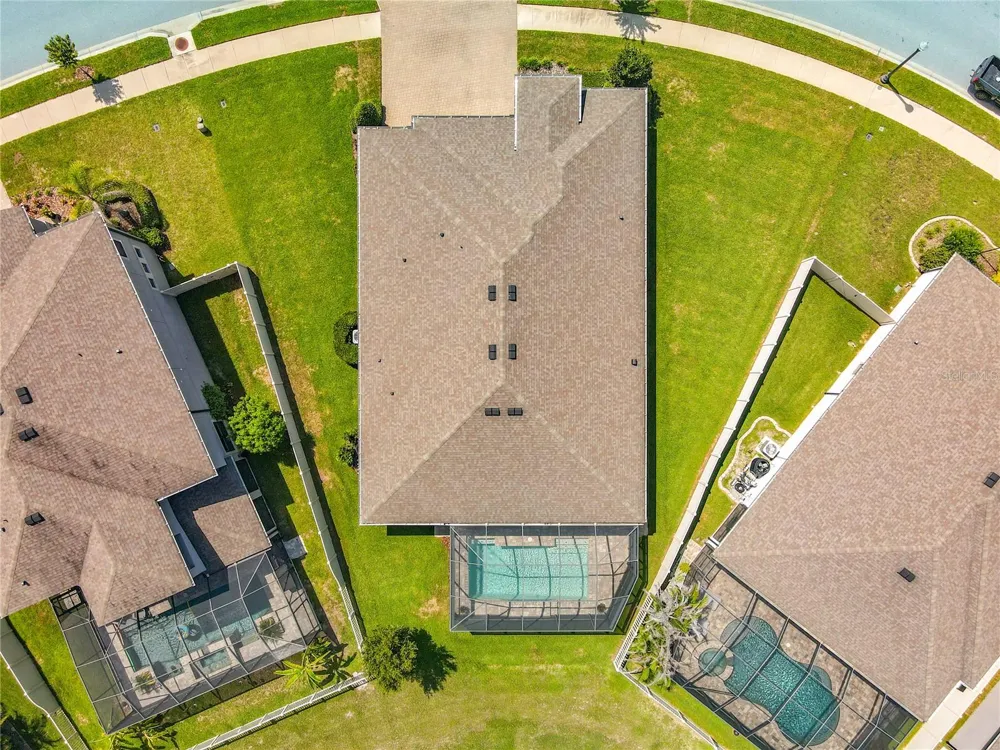 19563 LEONARD ROAD Lutz, FL 33558
