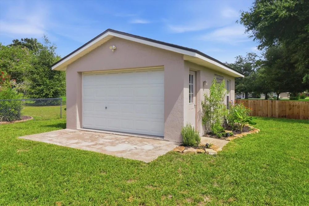 9285 COUNTY ROAD 125B Wildwood, FL 34785