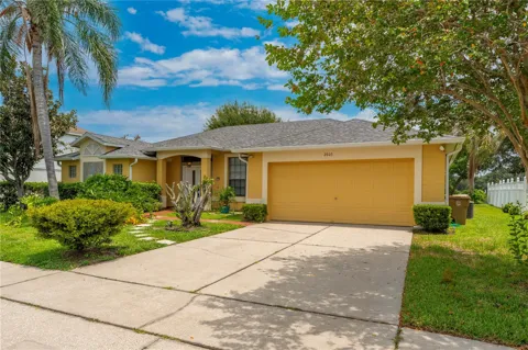 2803 MIDDLETON CIRCLE