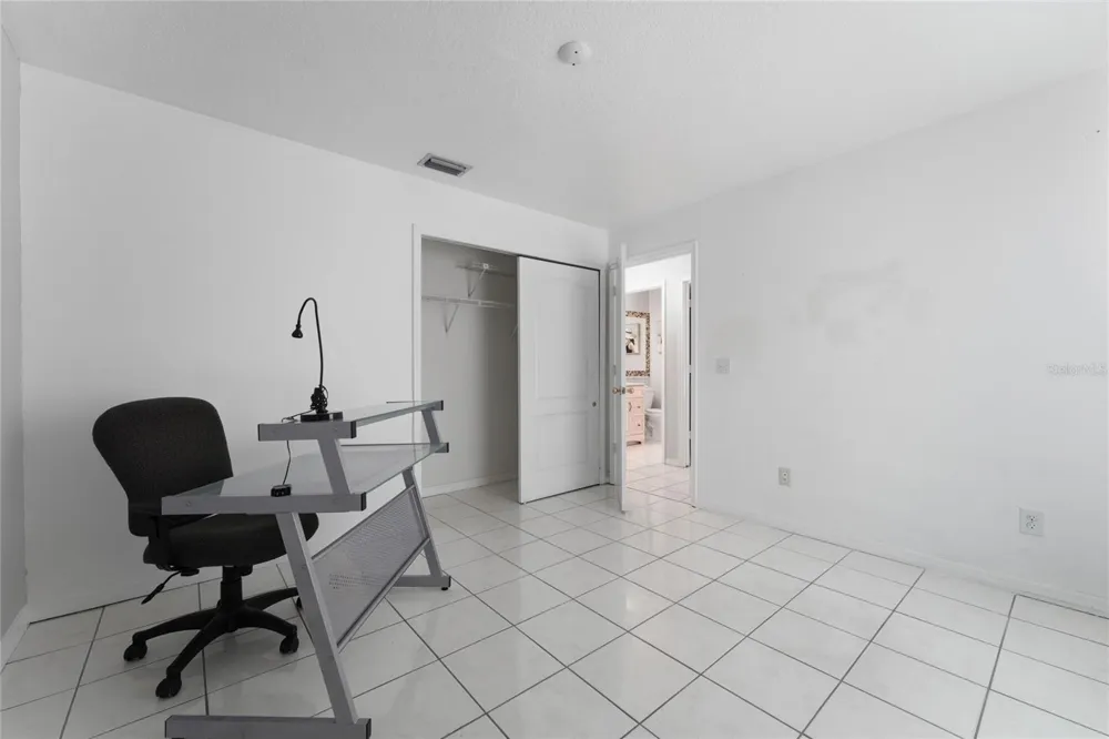 2803 MIDDLETON CIRCLE Kissimmee, FL 34743