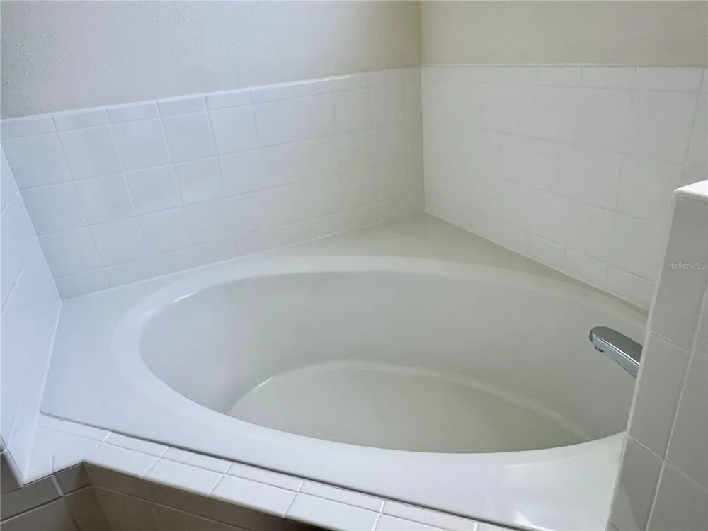 1540 WATSON OAKS COURT Lakeland, FL 33809