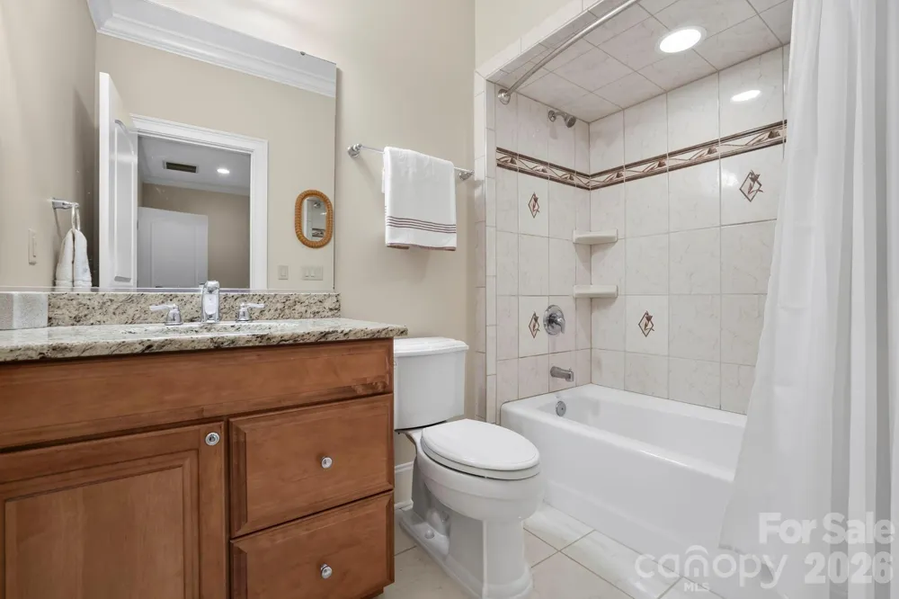 168 Chattooga Run Hendersonville, NC 28739