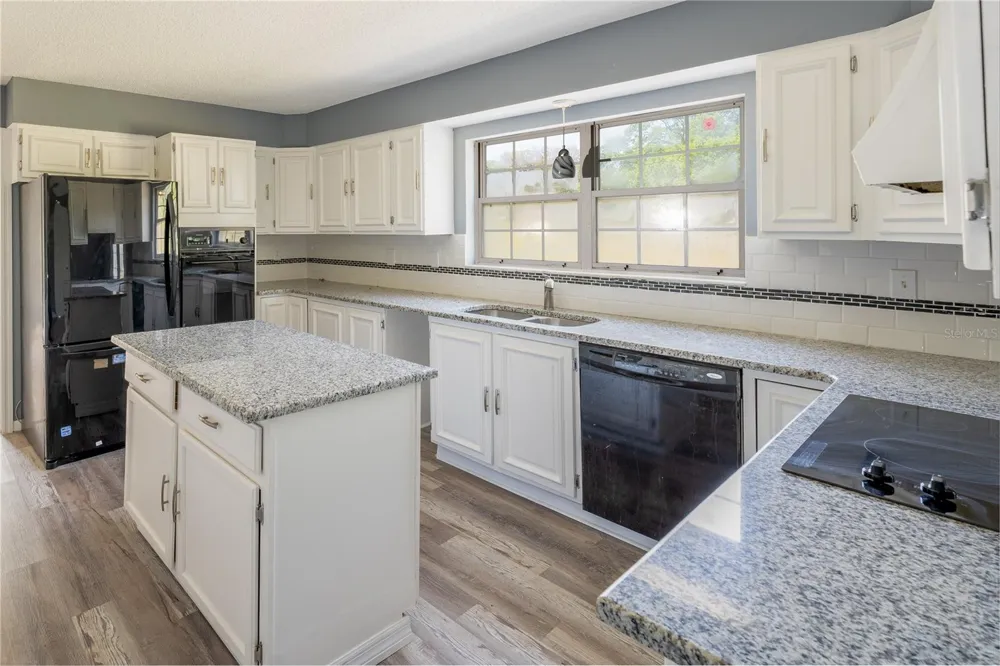 5308 COUNTY ROAD 122 Wildwood, FL 34785