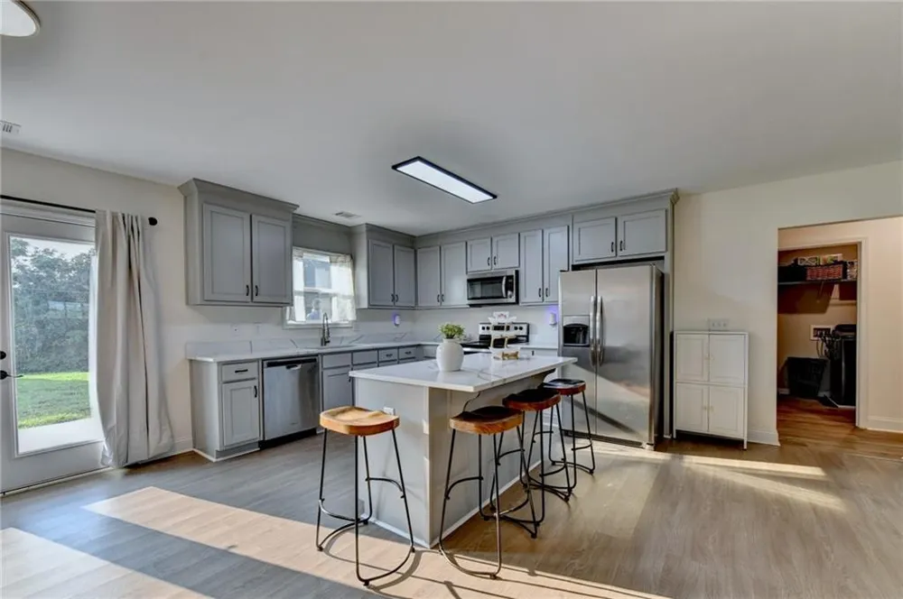 2851 Dawkins Road Canon, GA 30520