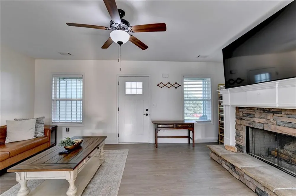 2851 Dawkins Road Canon, GA 30520