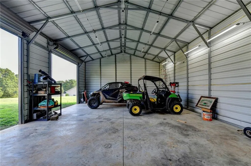 2851 Dawkins Road Canon, GA 30520