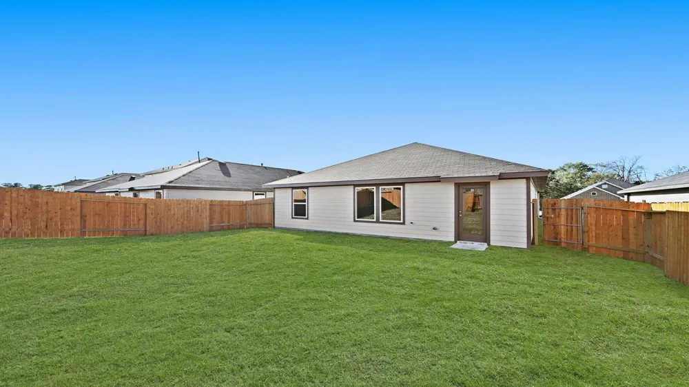 2910 Stratton Heights Lane Sealy, TX 77474