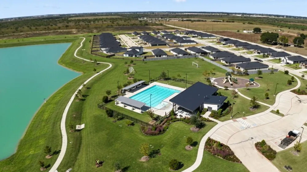 2910 Stratton Heights Lane Sealy, TX 77474
