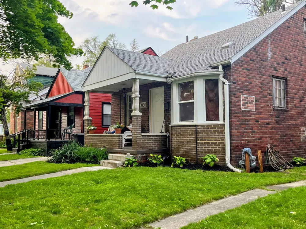 20230 Irvington Street Highland Park, MI 48203