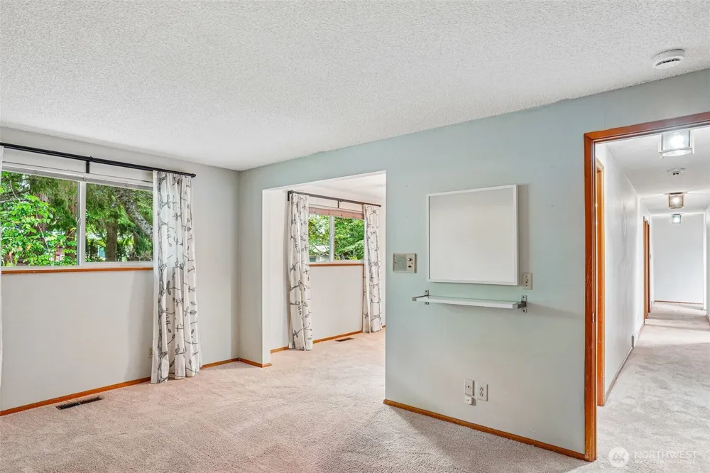 1027 Crestwood Lane Fircrest, WA 98466