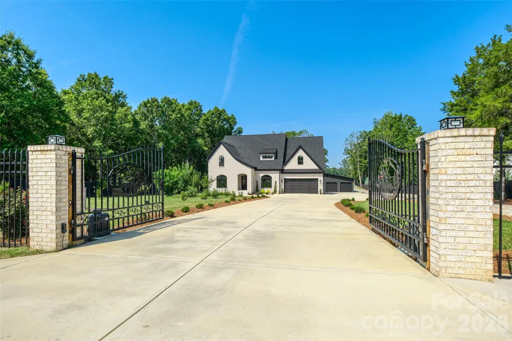 6905 W Duncan Road Indian Trail, NC 28079