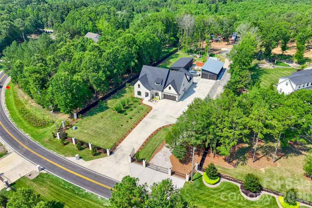 6905 W Duncan Road Indian Trail, NC 28079