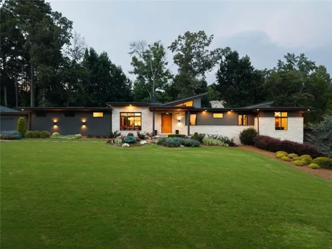 574 Riverside Road