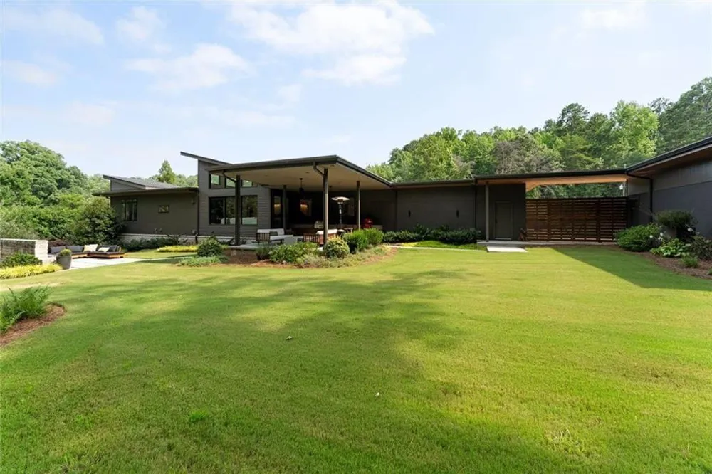 574 Riverside Road Sugar Hill, GA 30518