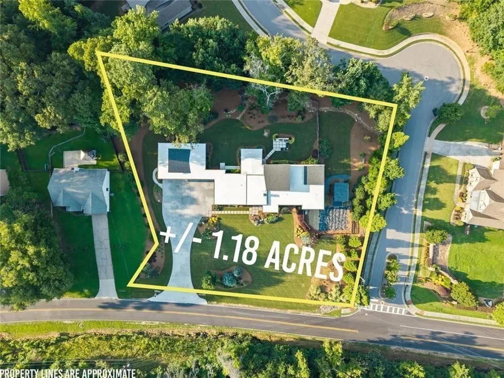 574 Riverside Road Sugar Hill, GA 30518