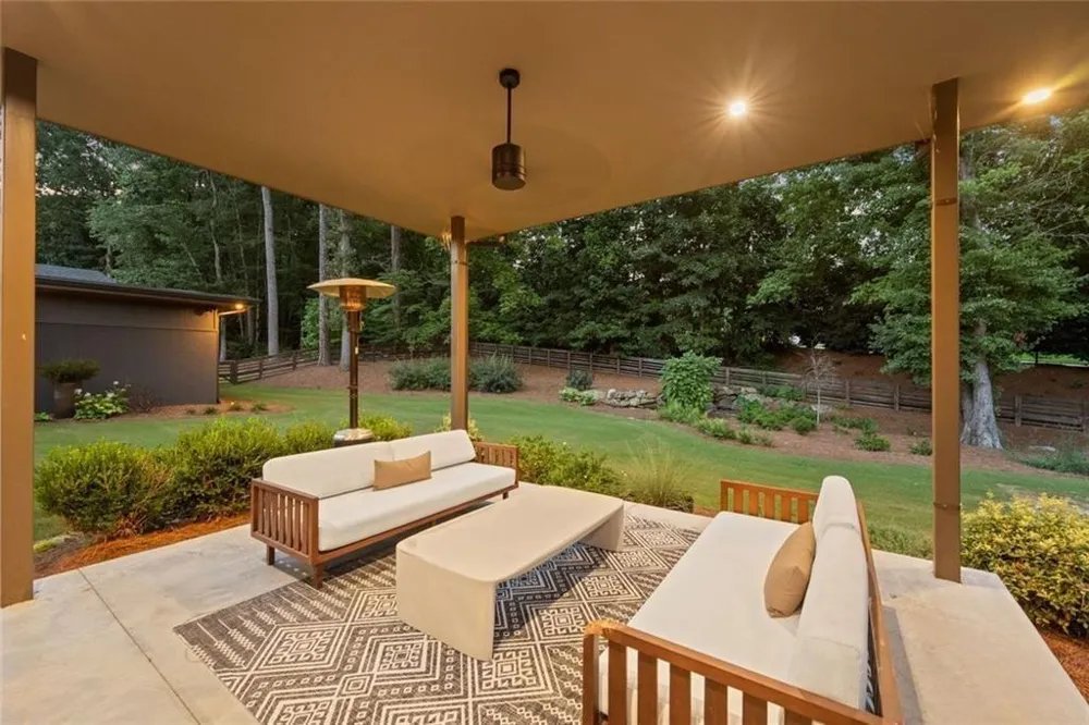 574 Riverside Road Sugar Hill, GA 30518