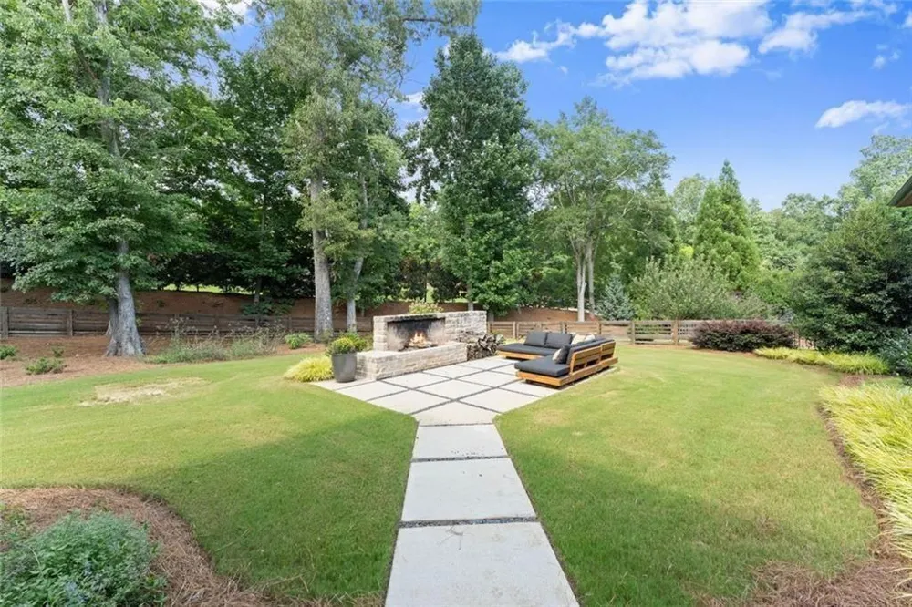 574 Riverside Road Sugar Hill, GA 30518