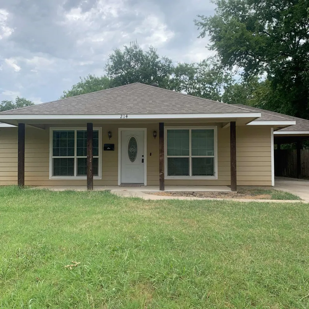 214 Braz Bonham, TX 75418
