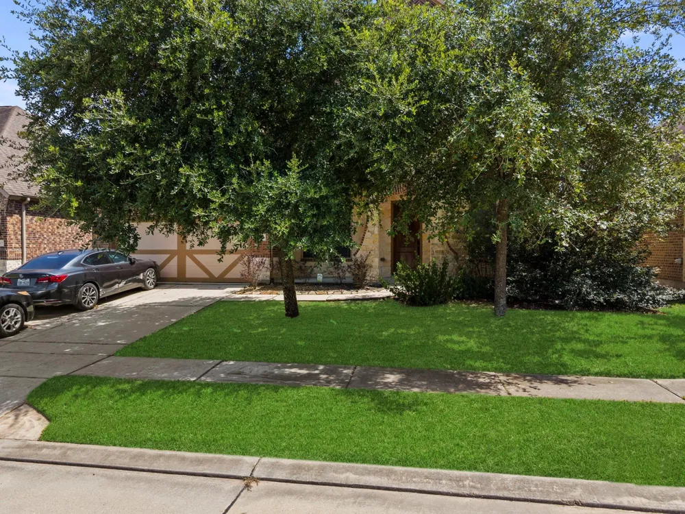 26111 Tintagel Lane Kingwood, TX 77339