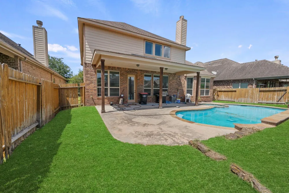 26111 Tintagel Lane Kingwood, TX 77339