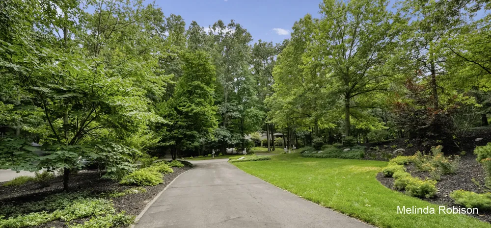 1579 Winterwood Drive NE Grand Rapids, MI 49525