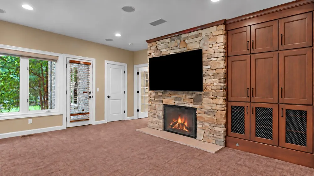 1579 Winterwood Drive NE Grand Rapids, MI 49525