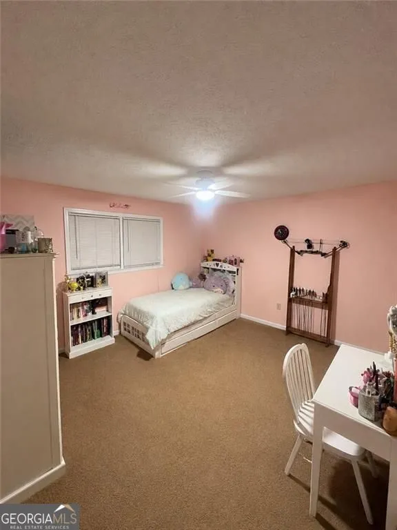 40 Flint Hill DR Oxford, GA 30054