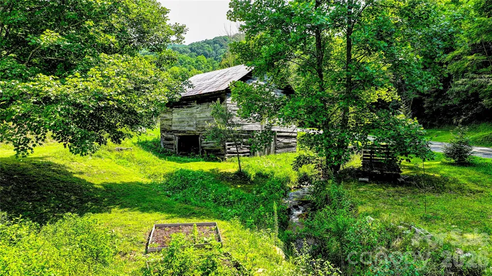 1213 Roaring Fork Road Mars Hill, NC 28754