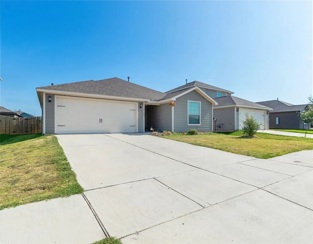 13608 Musselshell Drive Ponder, TX 76259