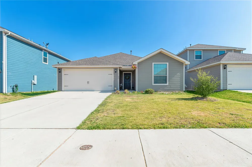 13608 Musselshell Drive Ponder, TX 76259