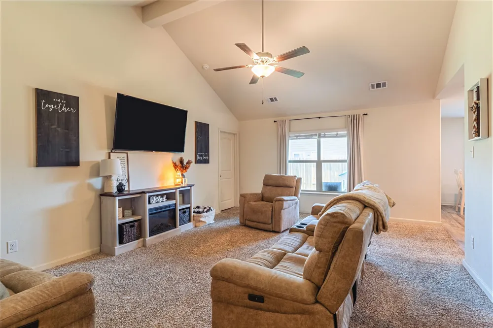 13608 Musselshell Drive Ponder, TX 76259