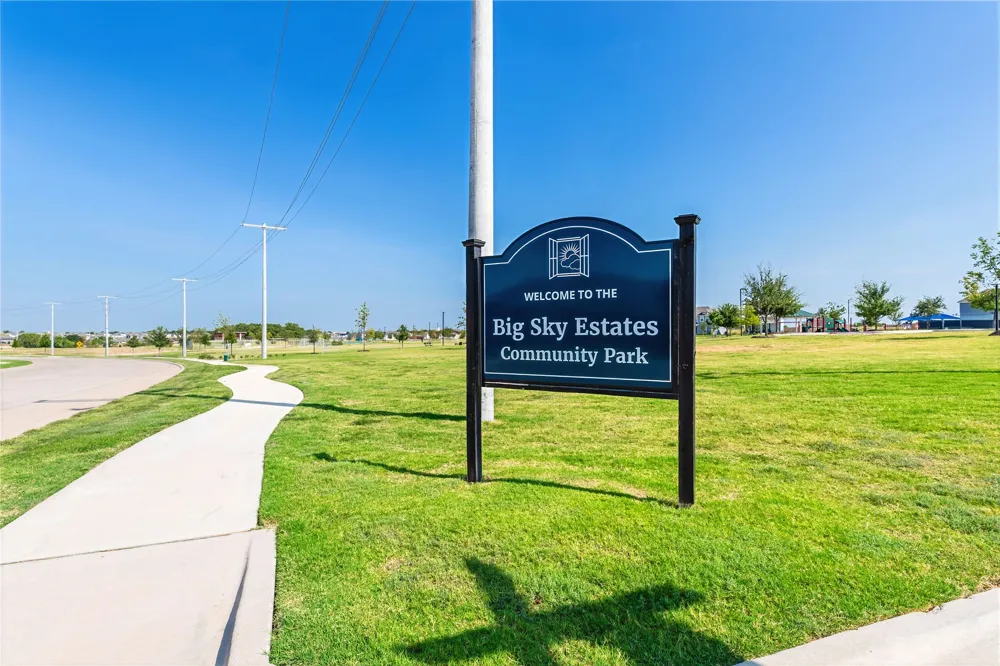 13608 Musselshell Drive Ponder, TX 76259