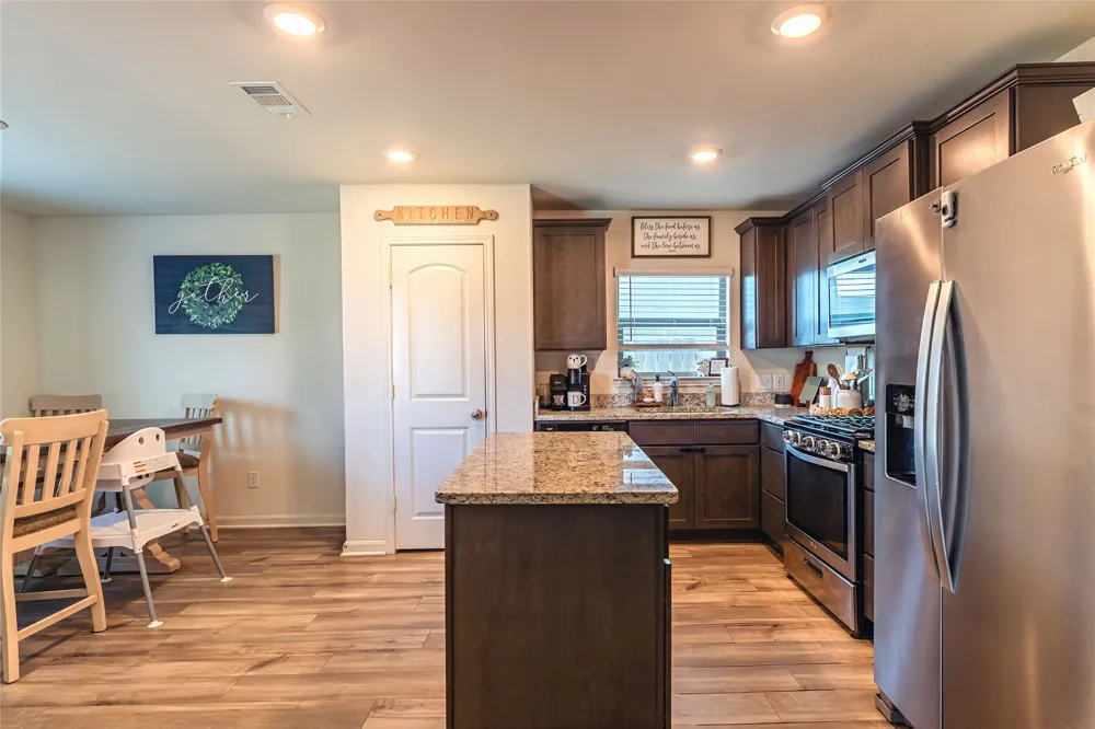 13608 Musselshell Drive Ponder, TX 76259