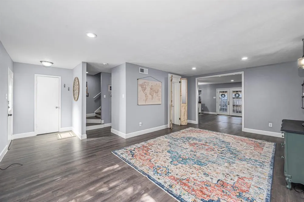 1371 Country Place Drive Houston, TX 77079