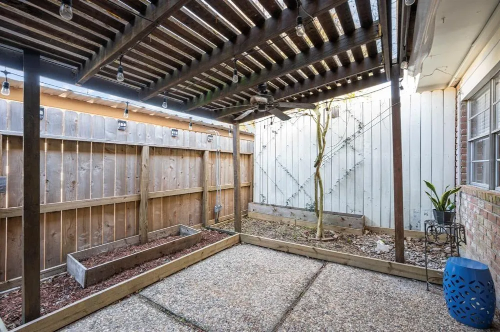 1371 Country Place Drive Houston, TX 77079