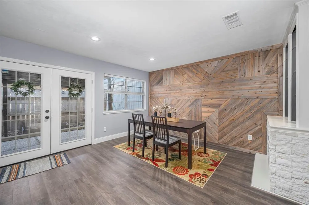 1371 Country Place Drive Houston, TX 77079