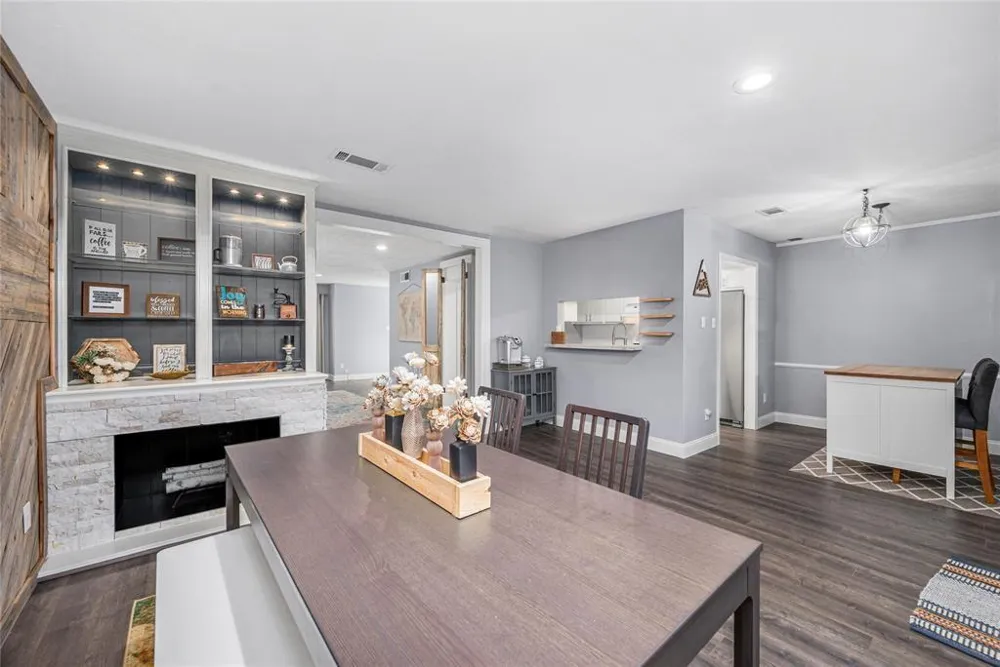 1371 Country Place Drive Houston, TX 77079