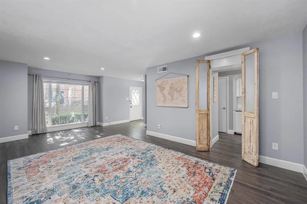 1371 Country Place Drive Houston, TX 77079