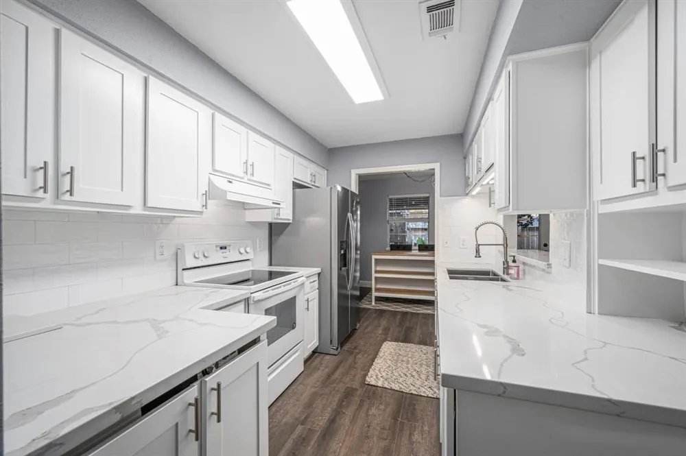1371 Country Place Drive Houston, TX 77079