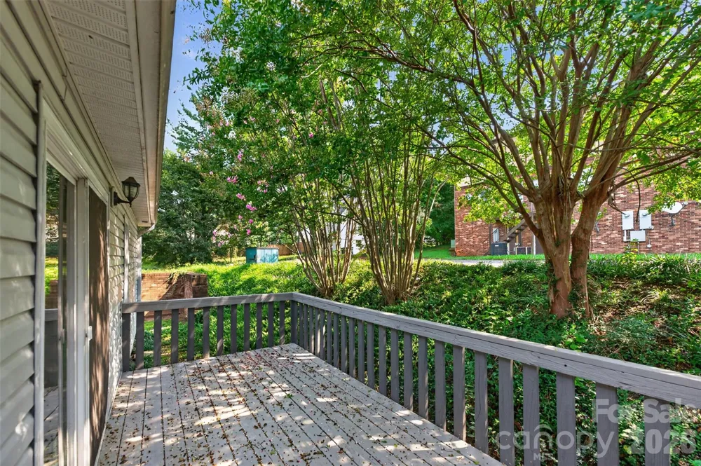 1326 Old Lenoir Road NW Hickory, NC 28601