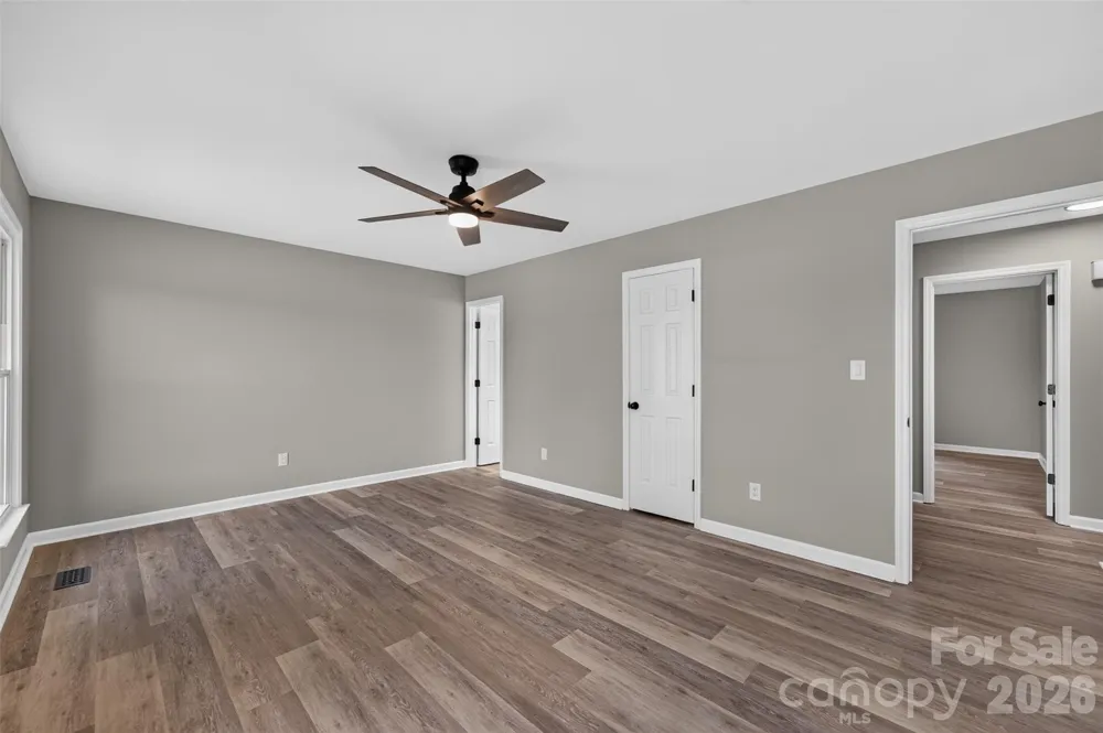 1326 Old Lenoir Road NW Hickory, NC 28601