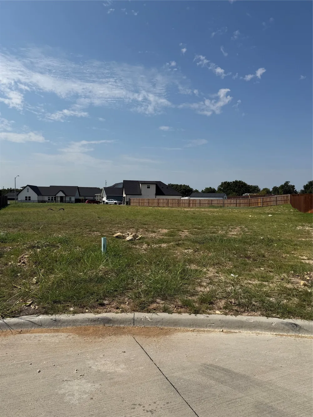 205 Cliff Godley, TX 76044