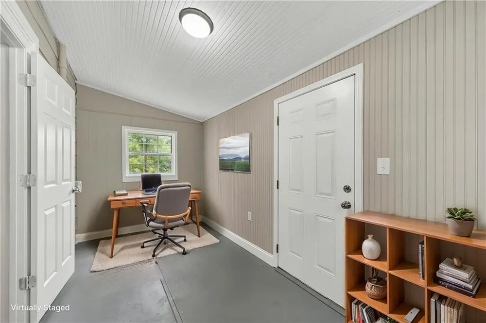 167 South Street Cornelia, GA 30531