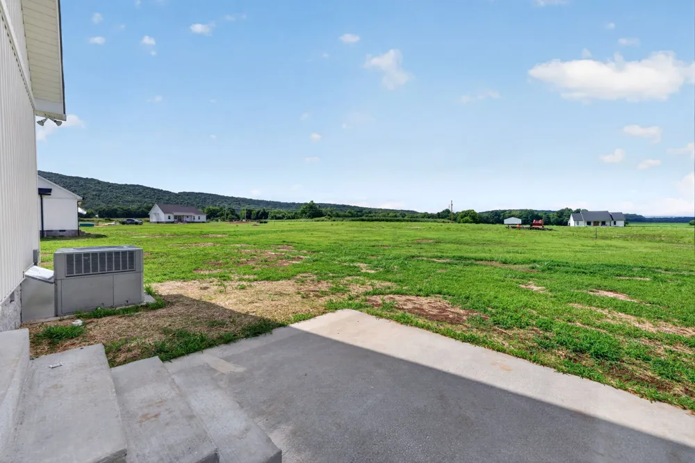 3631 Greenhaw Rd Decherd, TN 37324