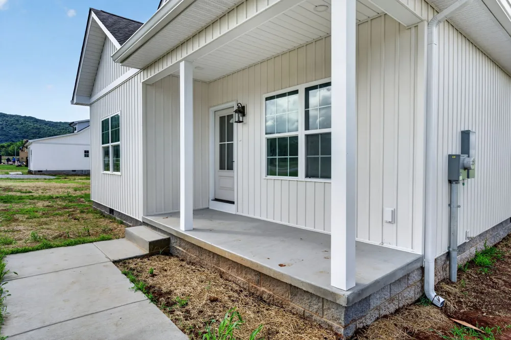 3631 Greenhaw Rd Decherd, TN 37324