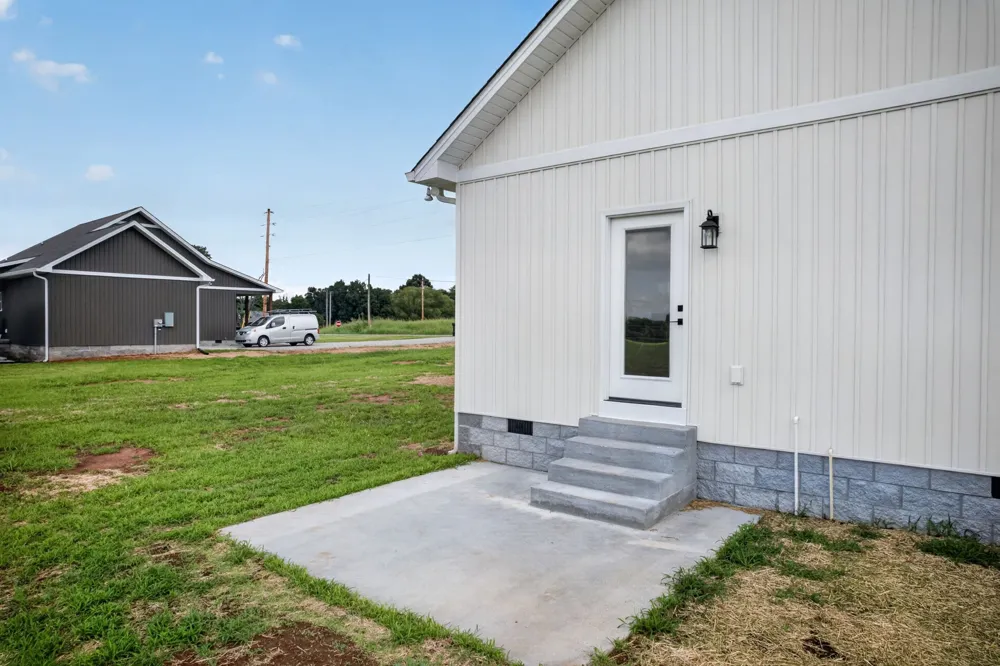 3631 Greenhaw Rd Decherd, TN 37324