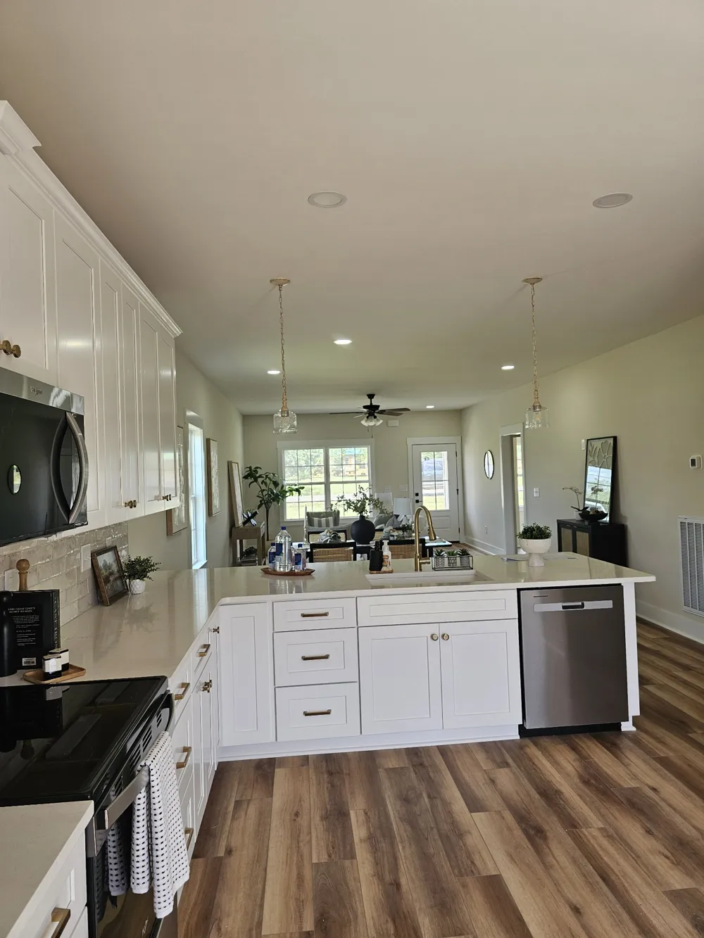 3631 Greenhaw Rd Decherd, TN 37324