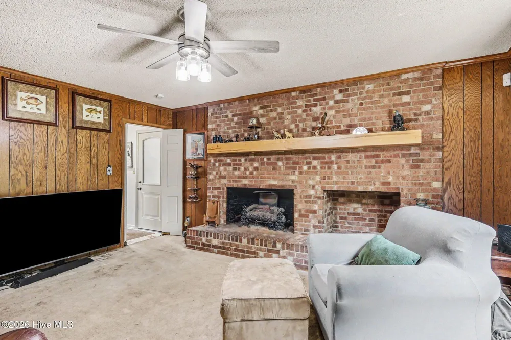 2555 Nutbush Road Henderson, NC 27537